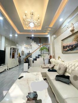 XE HƠI NGỦ NHÀ! Bán Nhà 3 Tầng Lung Linh Hai Bà Trưng, 65m2, Chỉ 14.x Tỷ TL