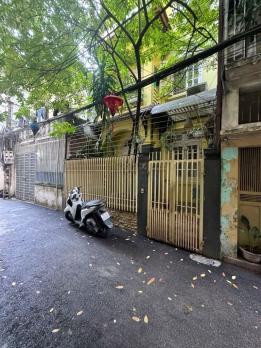 Bán nhà Hoàng Cầu_ô tô ngủ nhà_sát phố_qh ổn định_65m2_giá chào 27 tỷ