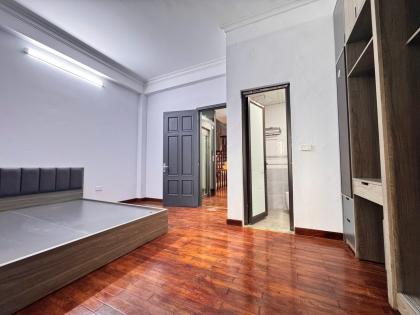 Ô Tô Vào nhà, Kim Giang - Thanh Xuân, Mặt Tiền 5m, 50m2, 6 TTTM, Kinh Doanh, 14.4 Tỷ