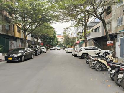 Nhà 6T thang máy, ĐTM Văn Khê, DT83m2, MT5m, ôtô KD, 21.2 tỷ Hà Đông, HN