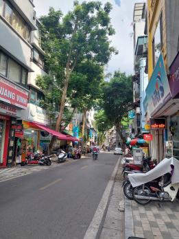 Bán Nhà Mặt Phố Yên Phụ Tây Hồ 50m2-6T LÔ GÓC 28 Tỷ Yên Phụ.