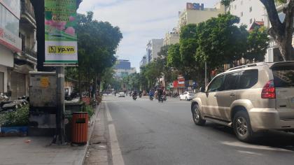 Bán Nhà TT Bà Triệu Hoàn Kiếm 38m2 Tầng 1 MT5m Ở Luôn 9,4 Tỷ Bà Triệu.