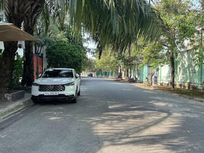 Bán ĐẤT xây Biệt thự ngang rộng 18m hẻm 160 Bình Lợi view GÓC 324m2 view sông chỉ 38.5 tỷ