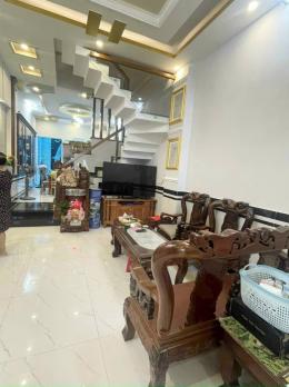 NHÀ PHỐ (4x26) MẶT TIỀN HIỆP THÀNH 44 – GARA Ô TÔ – SÁT CÔNG VIÊN 17HA