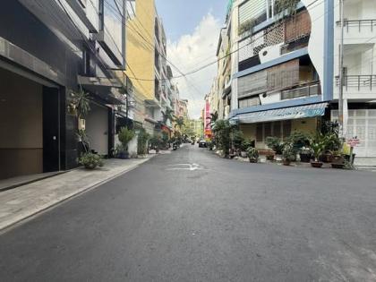 Nhà Mặt Tiền Đường Hoa Phan Xích Long Phường 2 Quận Phú Nhuận Cũ.