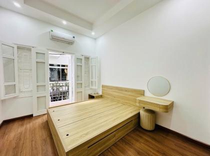 Bán nhà Yên Lãng_ở cực sướng_45m2_5 tầng chắc chắn_20m ra ô tô_giá chào 11,5 tỷ