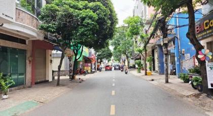 Bán nhà Mặt Tiền Lê Lai, ngay khu Đồng Đen - Bàu Cát, 4,8x14m, 4 Tầng - 5PN, 11,8 tỷ.