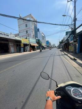 CỰC PHẨM ĐẤT (9X40) MẶT TIỀN LÝ THƯỜNG KIỆT – VÒNG XOAY HÓC MÔN