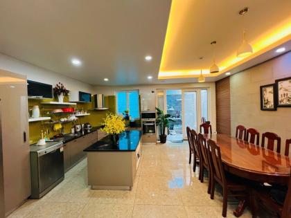 Biệt thự HIẾM 6 lầu có hầm ngang 6m 120m2 khu VIP Đặng Thùy Trâm ngay Văn Lang chỉ 22 tỷ.