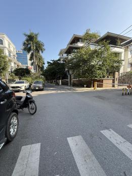 Bán Nhà Lô D Vườn Đào Lạc Long Quân Tây Hồ 238m2-4T MT15m Vỉa Hè 123 Tỷ.