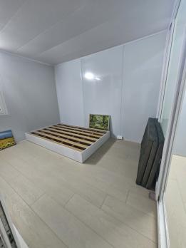 Bán căn hộ tập thể Bách Khoa, Hai Bà Trưng, 70m2 nhà đẹp ở luôn, ô tô đỗ chân cầu thang