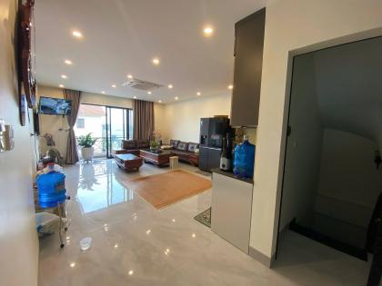 Bán Nhà P/Lô 2 Ô Tô Tránh Tân Mai Hoàng Mai 51m2-8T MT5m Vỉa Hè 24,5 Tỷ Tân Mai