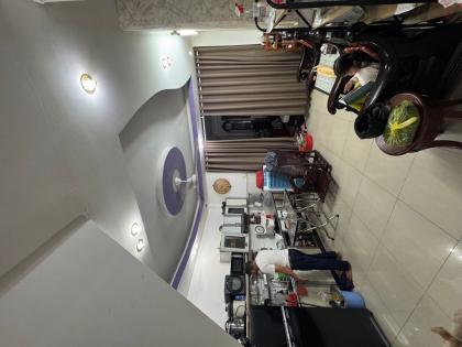 CHẠM 10 TỶ - CÓ NHÀ NGAY KHU ẨM THỰC LỮ GIA  - 80M2, 3 TẦNG, HẺM NHỰA Ô TÔ ĐỖ CỬA.