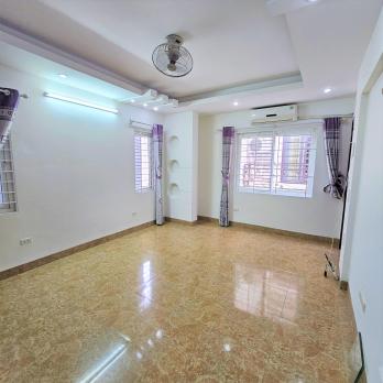 Bán nhà Hoàng Hoa Thám Ba Đình Nhà mới ở ngay 40m 6T Gần phố giá 10 tỷ 5