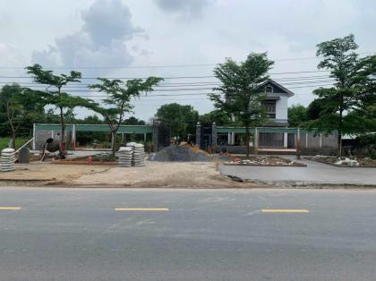 MẶT TIỀN NHỰA 1/ NGẮN TỈNH LỘ 8 – ĐỐI DIỆN CỔNG KCN ĐÔNG NAM