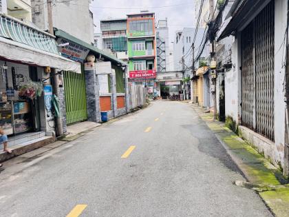 BÁN ĐẤT TẶNG NHÀ TRỌ BÌNH CHIỂU – TP THỦ ĐỨC  180M²  NGANG 7M  XE HƠI ĐỖ CỬA  GIÁ 10.8