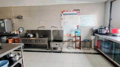 Bán nhà 2 MT Nhiêu Tứ - gần Phan Xích Long, 7x20m, 5 Tầng, có HĐT 80tr, chỉ 31,9 tỷ