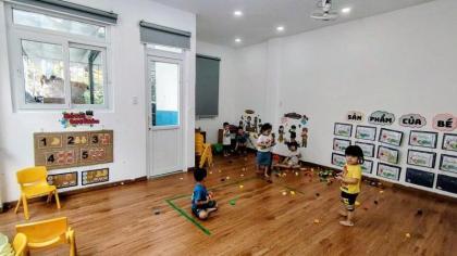 Bán nhà 2 MT Nhiêu Tứ - gần Phan Xích Long, 7x20m, 5 Tầng, có HĐT 80tr, chỉ 31,9 tỷ