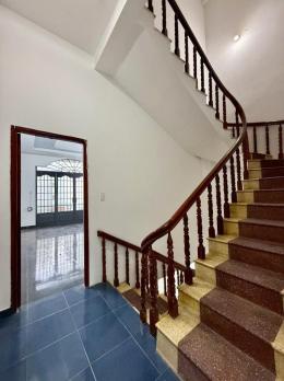 Bán nhà Hẻm 8m Phan Huy Ích, gần Trường Chinh, 5x20m, 3 Tầng - 6PN, Sổ A4, 12,8 tỷ.