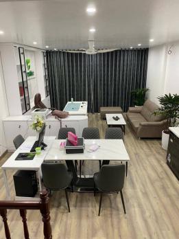 Bán nhà ngõ 89 Lạc Long Quân, diện tích 51m x 5 tầng, mặt tiền 5m,giá 15,2 tỷ.