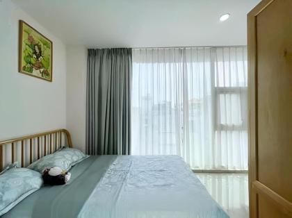 NHÀ MẶT TIỀN TÂN BÌNH - PHƯỜNG 4 CŨ - 50M2, 5 TẦNG, NGANG 4M,  Ô TÔ ĐỖ CỬA, VỊ TRÍ CỰC ĐẸP.