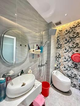 Bán nhà Hẻm xe hơi Nguyễn Phúc Chu, gần Trường Chinh, 5x11m, 4 Tầng - 3PN, 7,9 tỷ.