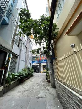 Tân Bình - Giáp Quận 10 - cạnh HXH - DT 56m2 ngang 5m - giá 5,29 tỷ.