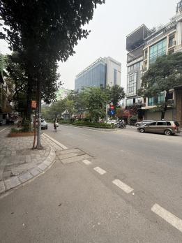 Bán Nhà Mặt Phố Lạc Long Quân Tây Hồ 70m2-7T LÔ GÓC VIEW HỒ 48 Tỷ.