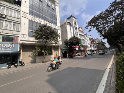 Bán Nhà Phố Kim Mã Ba Đình 204m2-8T MT9m Sổ Hoàn Công 57 Tỷ Kim Mã.