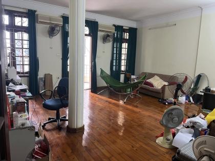 Bán Nhà Phố Giảng Võ Đống Đa 360m2-6T MT8m Ô Tô Tránh 2 THOÁNG 99 Tỷ Giảng Võ.