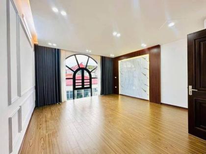 Bán nhà mặt phố Vương Thừa Vũ, Diện tích, Diện tích 73m x 6 tầng, mặt tiền 4,8m,giá 46,5 tỷ