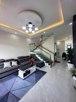 BÁN NHÀ ĐẸP MỚI XÂY CAO THẮNG ĐÀ LẠT - XÂY DỰNG PHÂN QUYỀN CHƯA ĐẾN 4 TỶ