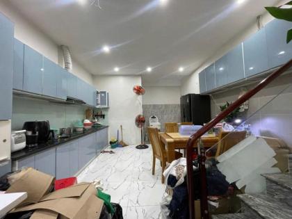 Bán nhà HXH Hoàng Văn Thụ - giao Út Tịch, Tân Bình, 4,5x17m, 3 Tầng - 4PN, 10,2 tỷ.