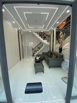 NHÀ 2 TẦNG – XE HƠI TỚI NHÀ - GẦN BẾN XE BUÝT HIỆP THÀNH, CHỢ GIÃN DÂN - QUẬN 12.