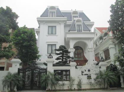 Chú Phú bán BT mặt đường đôi KĐT Xa La gần Vinmart 250m2 chỉ 52.x tỷ. LH 0989626116