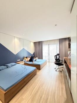 Bán nhà Huỳnh Thúc Kháng_ô tô tránh_vỉa hè kd sầm uất_kv dân trí cao_56m2_giá chào 22,5 tỷ