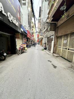 Cần bán nhà 4 tầng phân lô cán bộ Yên Lãng Thái Hà DT 50m SDCC