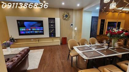 ????Căn góc Tòa C 789 Mỹ Đình, Nội thất siêu xịn 111m 3PN, Slot ô tô, chỉ 9.75 tỷ????