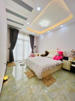 SÁT MT! Bán Nhà 4 Tầng Siêu Đẹp Lý Thái Tổ, 52m2, Chỉ 8.x Tỷ TL