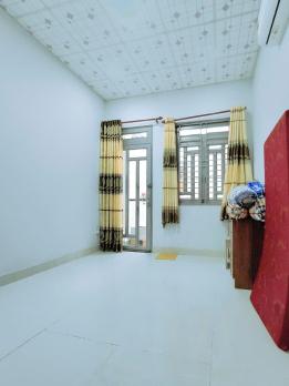 Tân Bình giáp Quận 10 DT 36m2 nở hậu gần 6m nhà đẹp 2 tầng giá 5,3tỷ