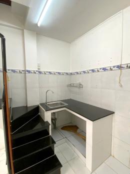 Chính chủ cần bán nhà 2 tầng hẻm xe hơi Phú Thuận Q7