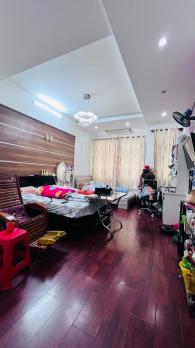 SÁT QUẬN 1! Bán Nhà 4 Tầng Cực Đẹp Phan Đình Phùng, 42m2, Chỉ 7.x Tỷ TL