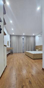 Bán nhà Thái Hà_6 tầng thang máy_sát phố_sđ cc sẵn gd_40m2_giá chào 18,6 tỷ