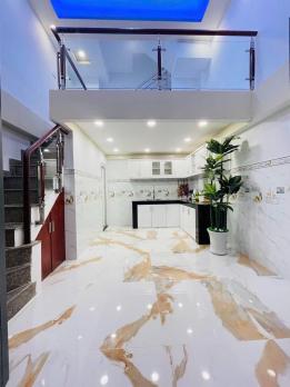 Tân Bình Khu Vip Bàu Cát hẻm 1 sẹc 4m thông 5 tầng BTCT giá 5,2tỷ