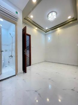 Tân Bình Khu Vip Bàu Cát hẻm 1 sẹc 4m thông 5 tầng BTCT giá 5,2tỷ