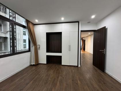 CHO THUÊ VĂN PHÒNG – LÊ VĂN THIÊM, NHÂN CHÍNH, THANH XUÂN — Diện tích 75m. Giá thuê: 14,5tr/tháng (có thương lượng)