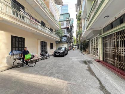 CHO THUÊ NHÀ – ĐƯỜNG HOÀNG CẦU, Ô CHỢ DỪA, ĐỐNG ĐA — Giá thuê: 50tr/tháng