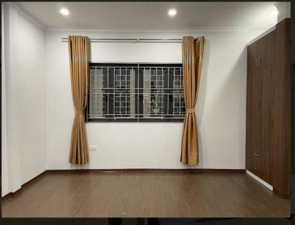 CHO THUÊ NHÀ – ĐƯỜNG HOÀNG CẦU, Ô CHỢ DỪA, ĐỐNG ĐA — Giá thuê: 50tr/tháng