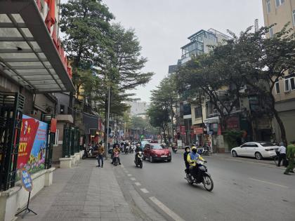 Bán Nhà Mặt Phố Quận Đống Đa Khâm Thiên 85m2-5T 1 SỔ 2 THOÁNG 50 Tỷ Khâm Thiên.