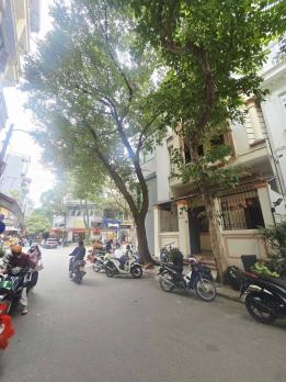 Bán Nhà Mặt Phố Trần Quang Diệu Đống Đa 95m2-5T MT6,5m Vỉa Hè 2 THOÁNG 63,5 Tỷ.